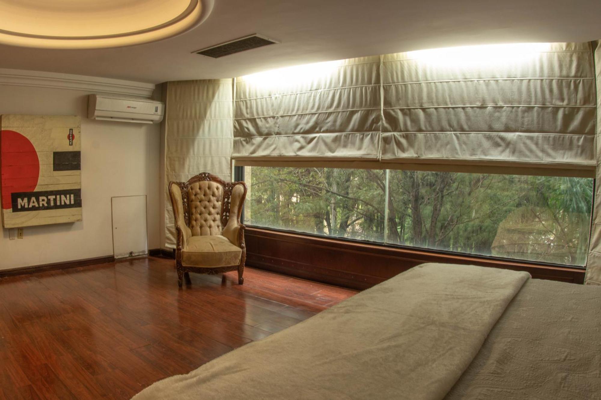 Apartment Penthouse Colomos *