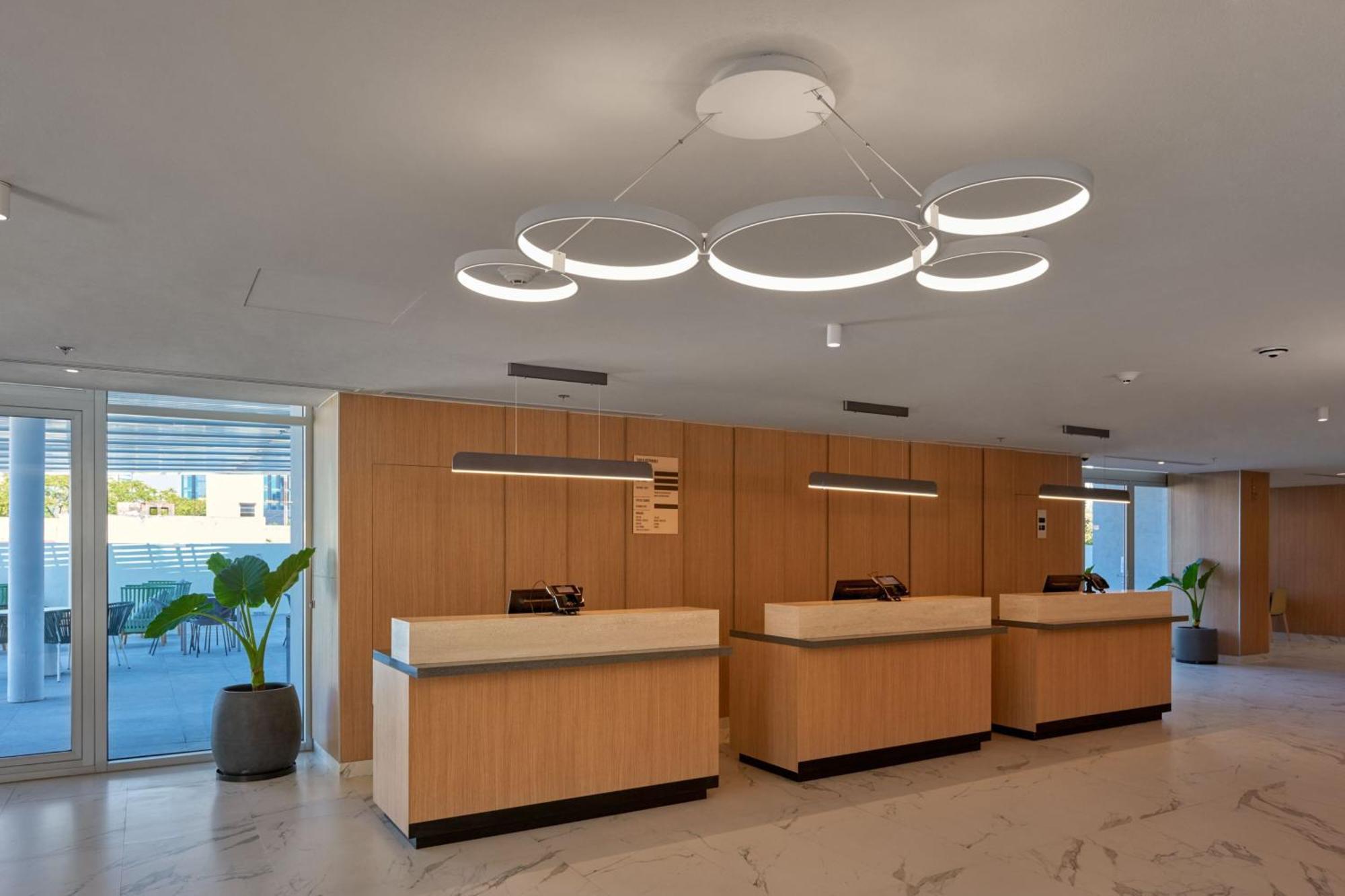 Hotel Express By Marriott Providencia Guadalajara