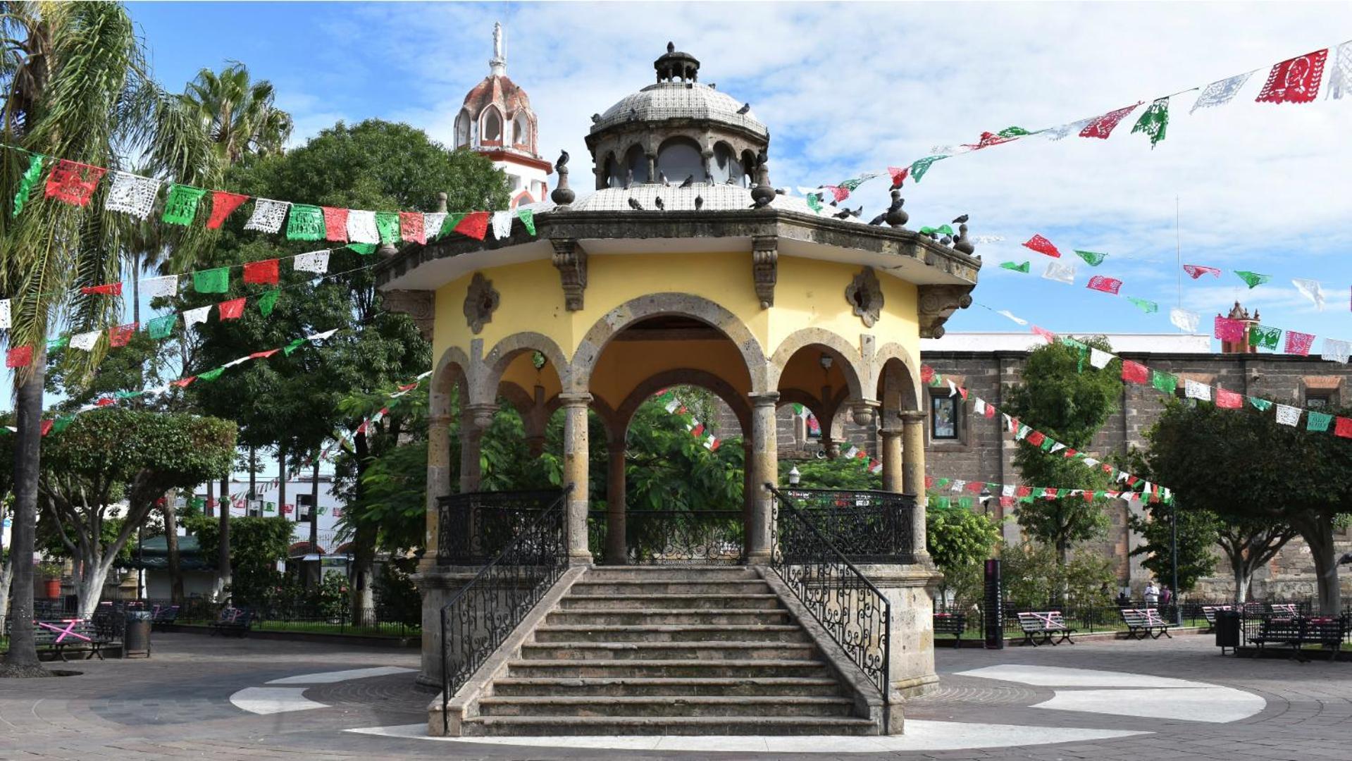 Hacienda Antigua Tlaquepaque 2br 2ba 300mbps Int Holiday home *