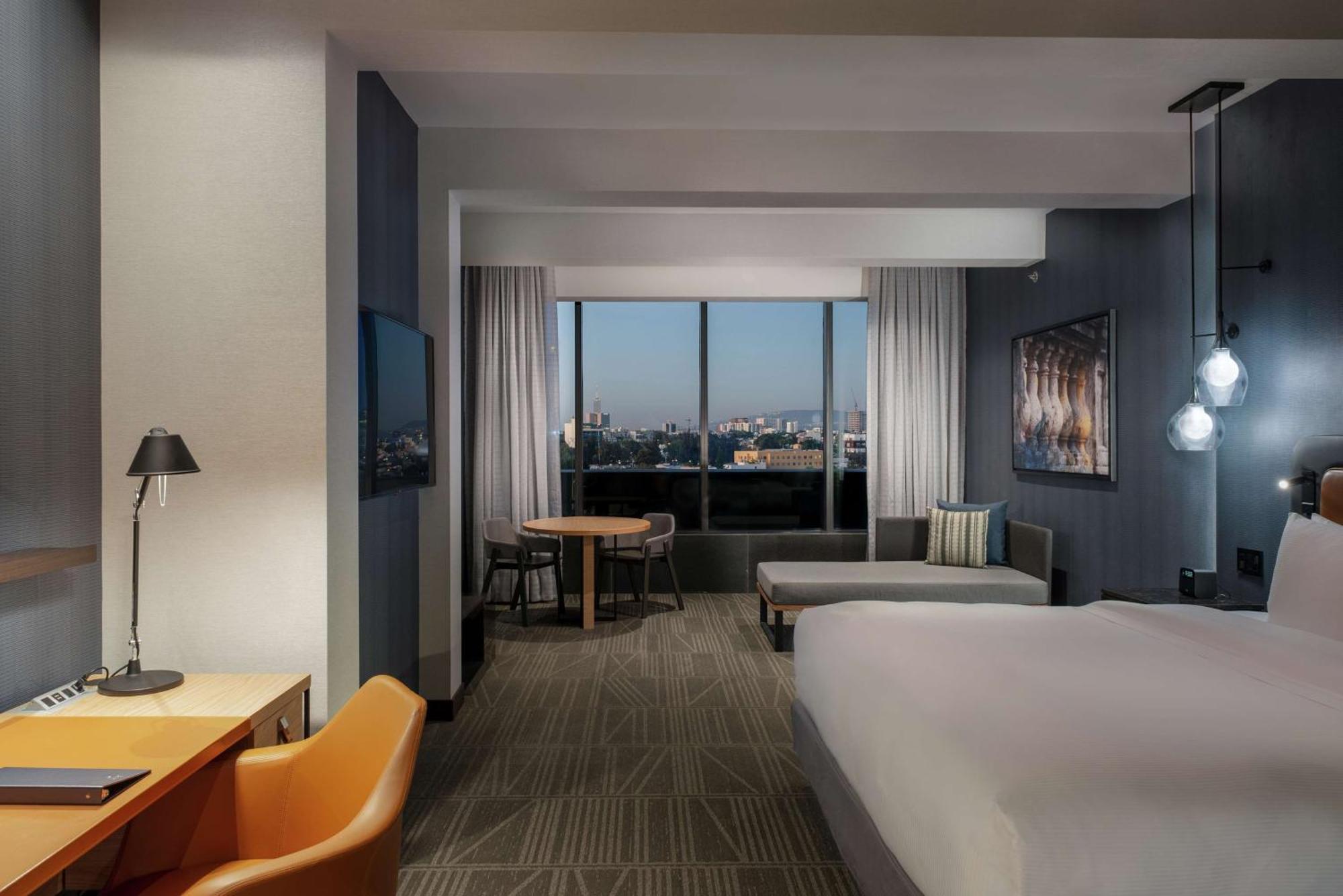 Hilton Midtown Hotel