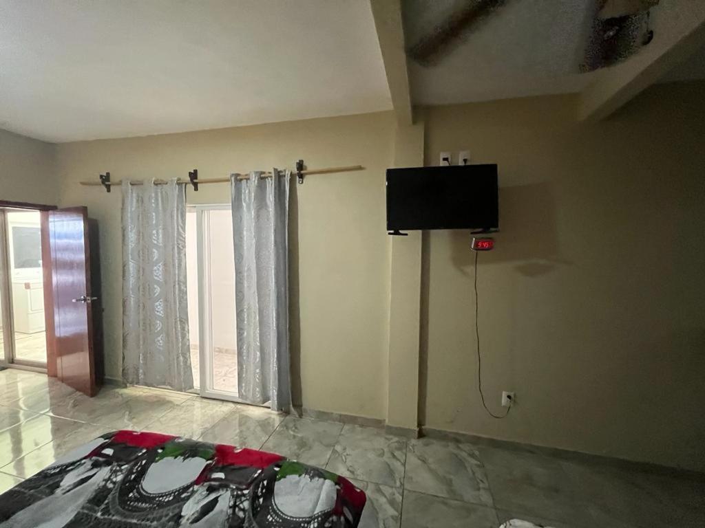 Hacienda Antigua Tlaquepaque 2br 2ba 300mbps Int Holiday home