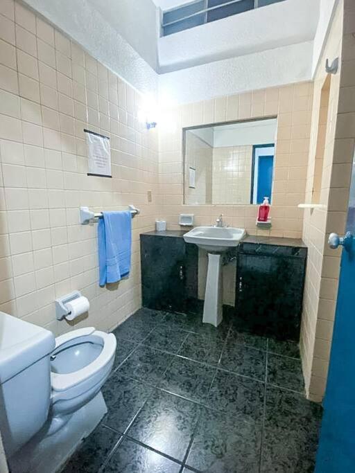 Casa Con Alberca Climatizada Y Terraza Para 20 *