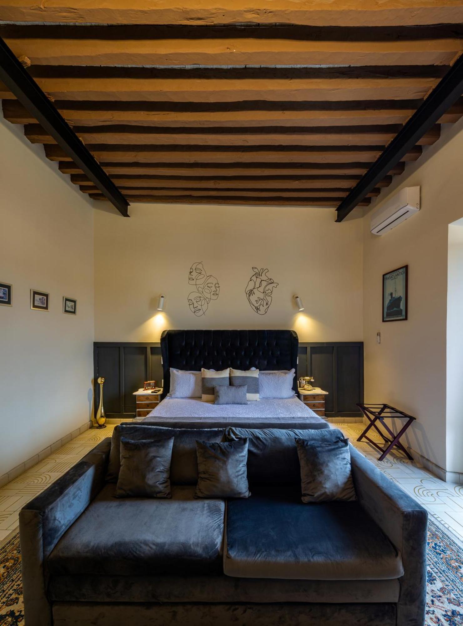 Palpatio Hotel