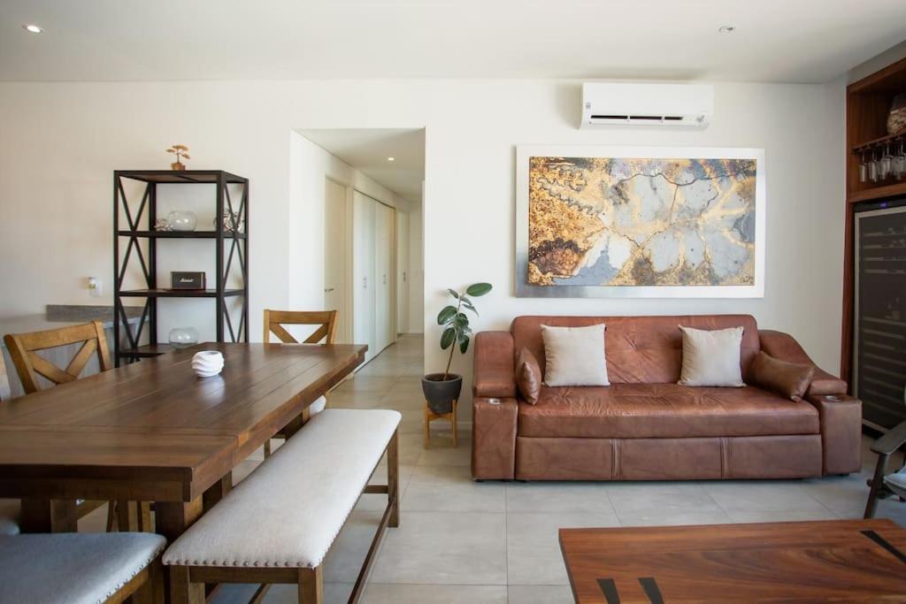 Spacious 3 Bedroom With Cool Amenities Apartment Guadalajara