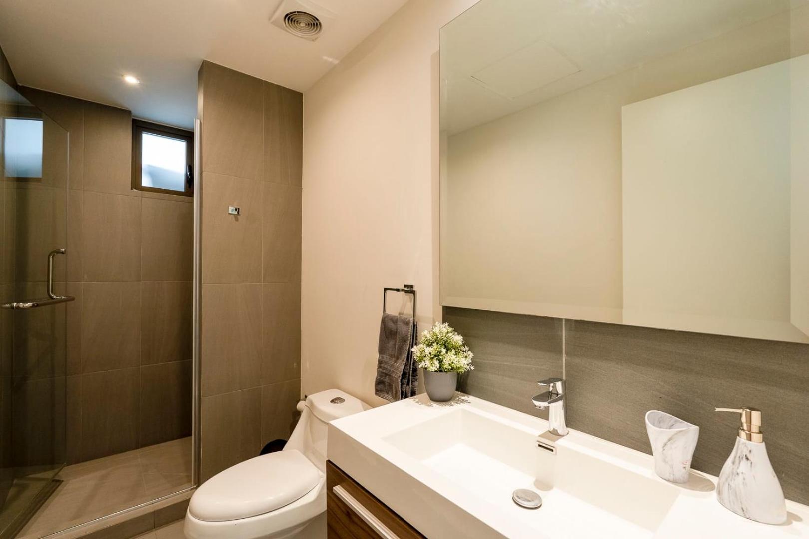 Apartment Luxury Escape Near Andares Modern Retreat *