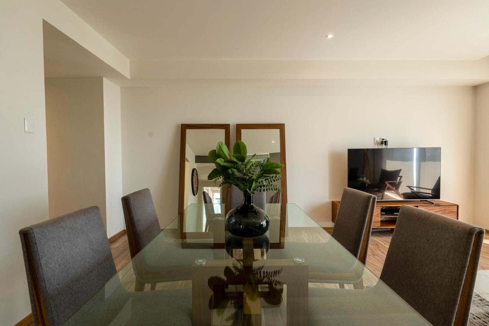 Luxury Escape Near Andares Modern Retreat Apartment *