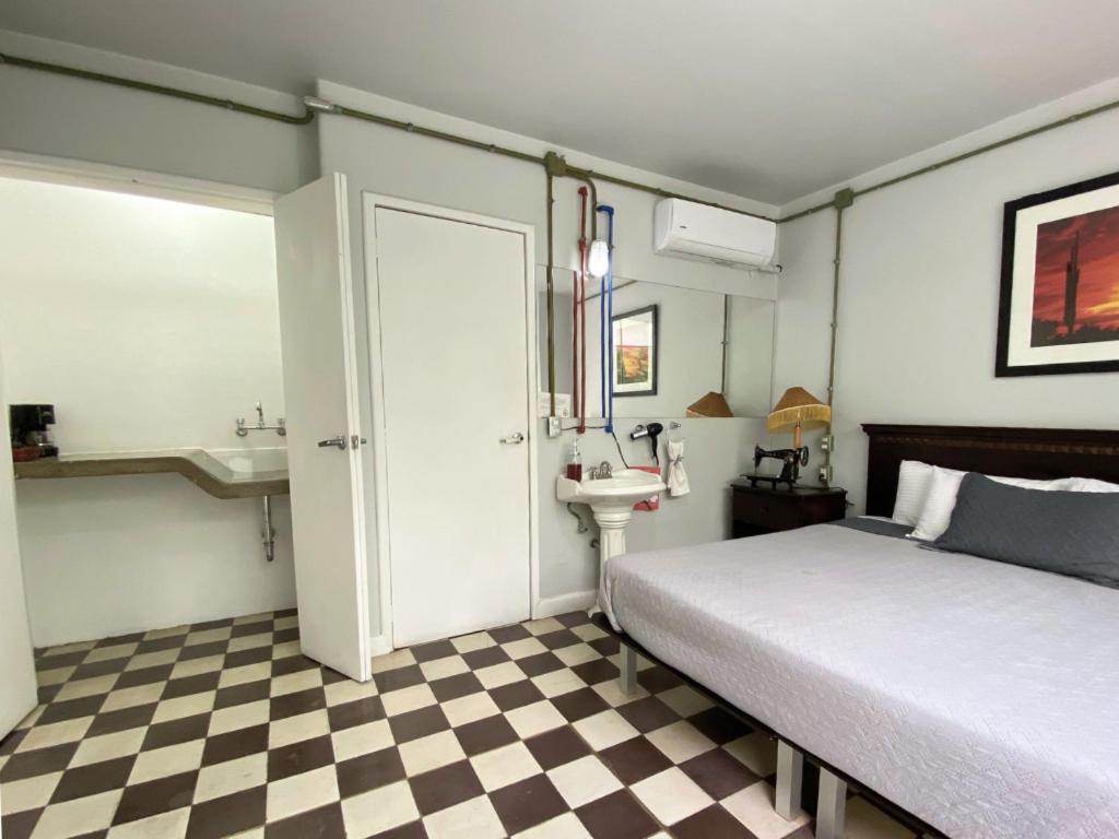 Vl Boutique Consulado Chapu Hotel