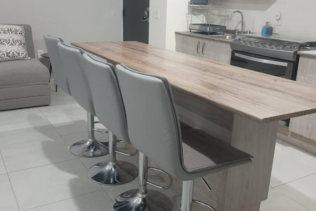 Depto Planta Baja Con Patio Apartment *