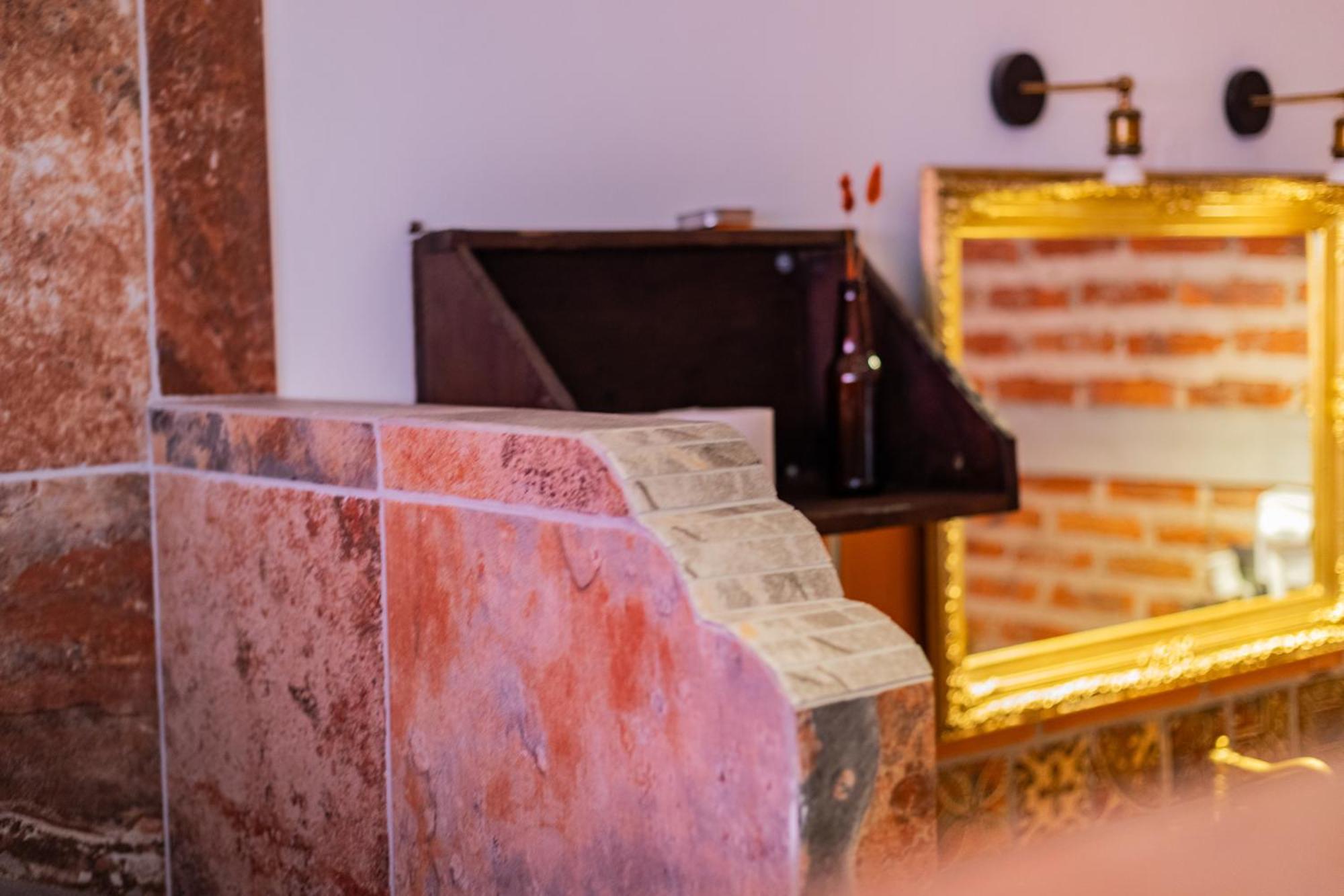 Casa De Hospedaje -La Abadia De San Pedro Homestay