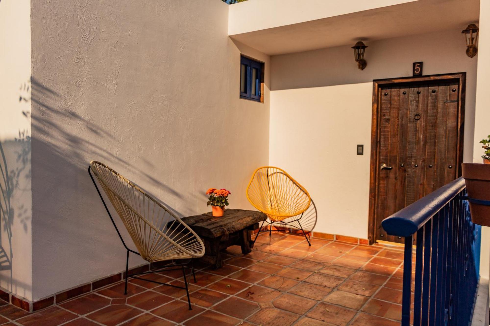 Casa De Hospedaje -La Abadia De San Pedro Homestay *