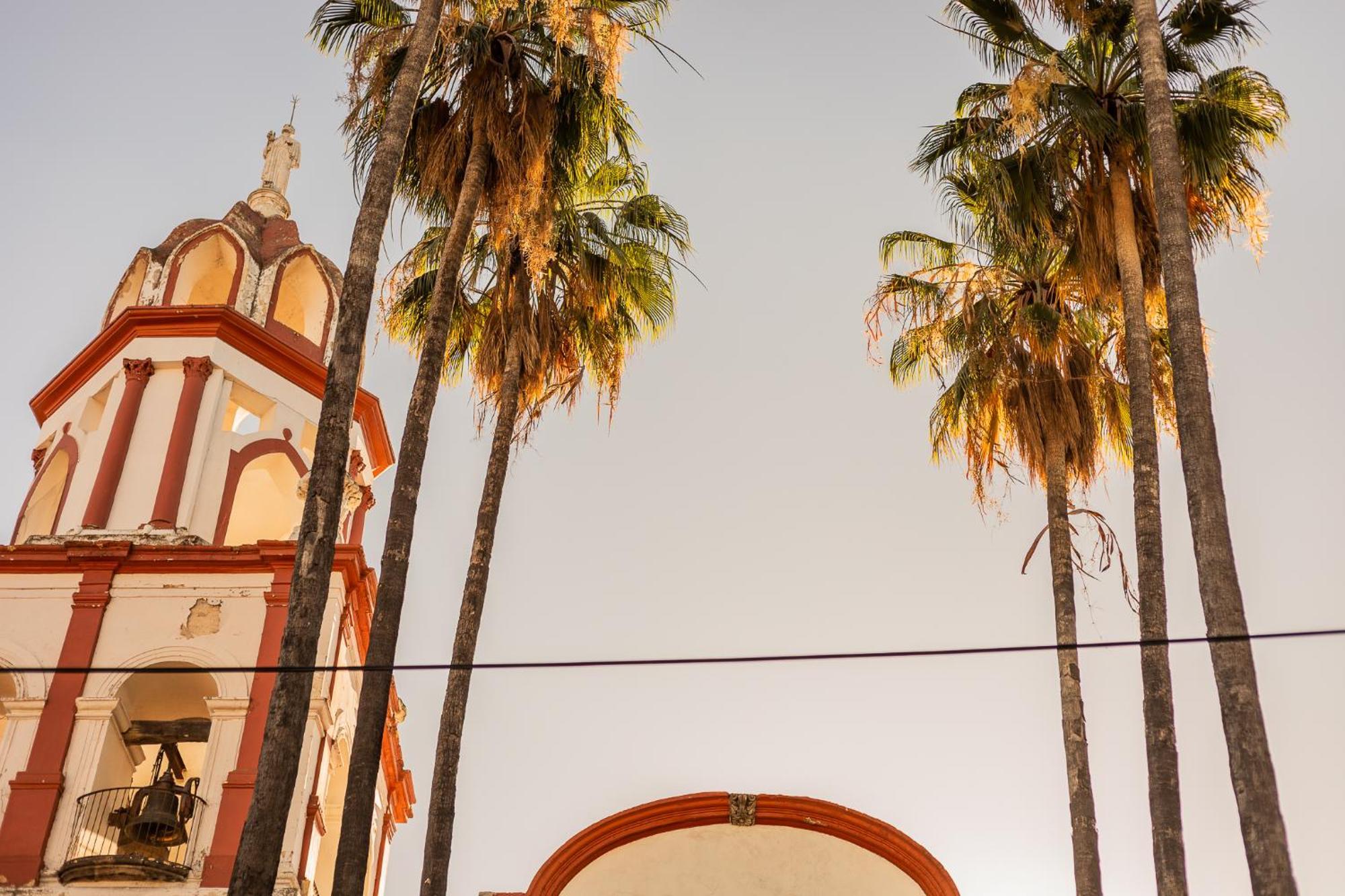 Casa De Hospedaje -La Abadia De San Pedro Guadalajara