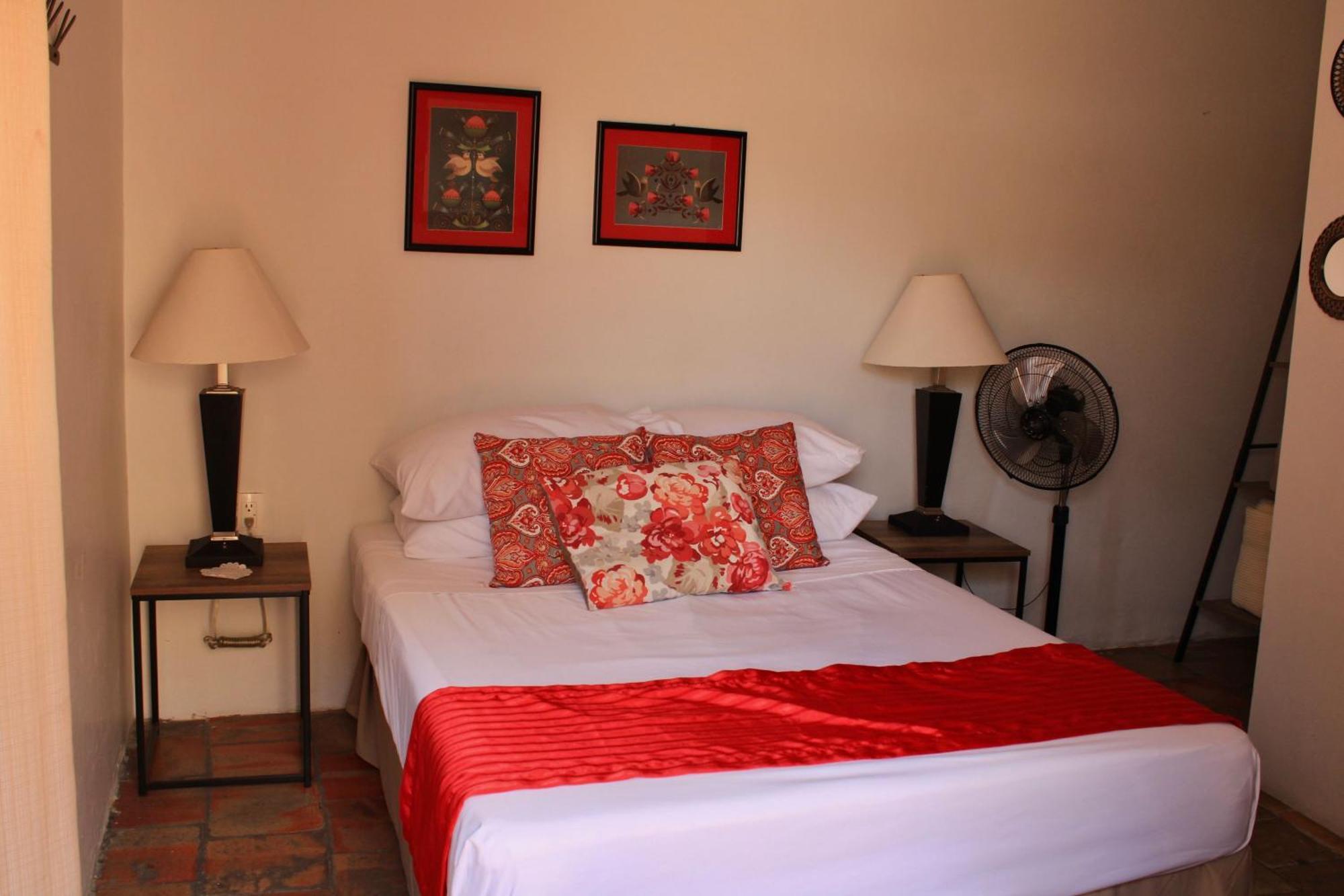 Guest house Casa Araiza *