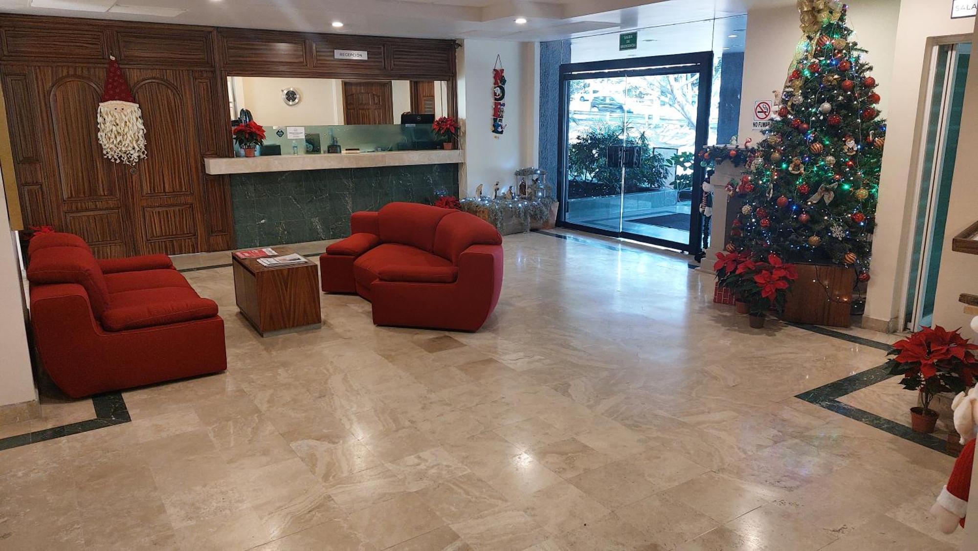 Real Del Sol - Zona Expo Industrial 3*