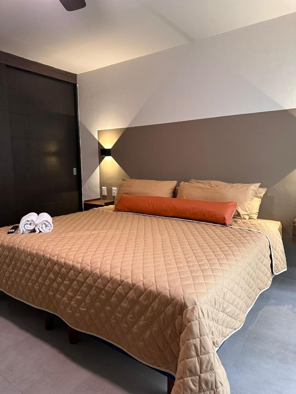 Urban Circunvalacion Aparthotel *