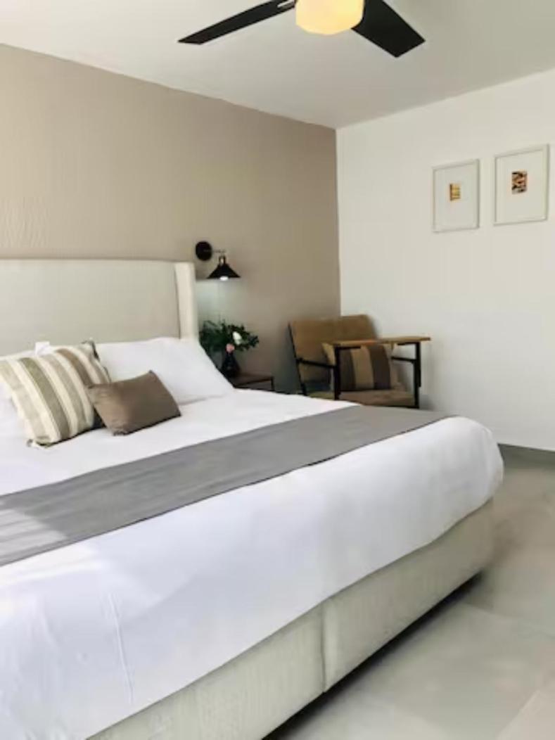 Aparthotel Urban Chapalita *