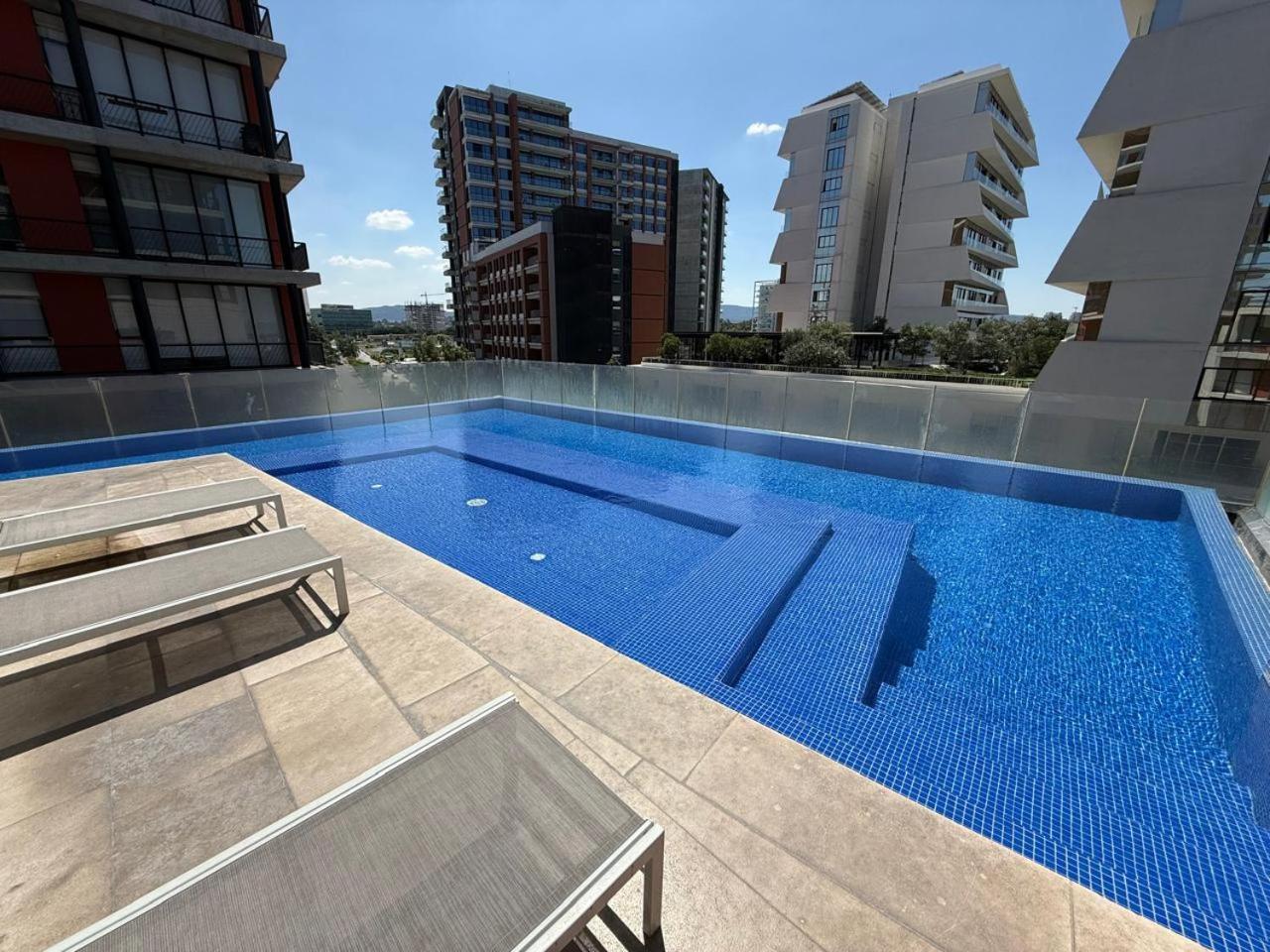 Loft-piscina-gym-ludoteca