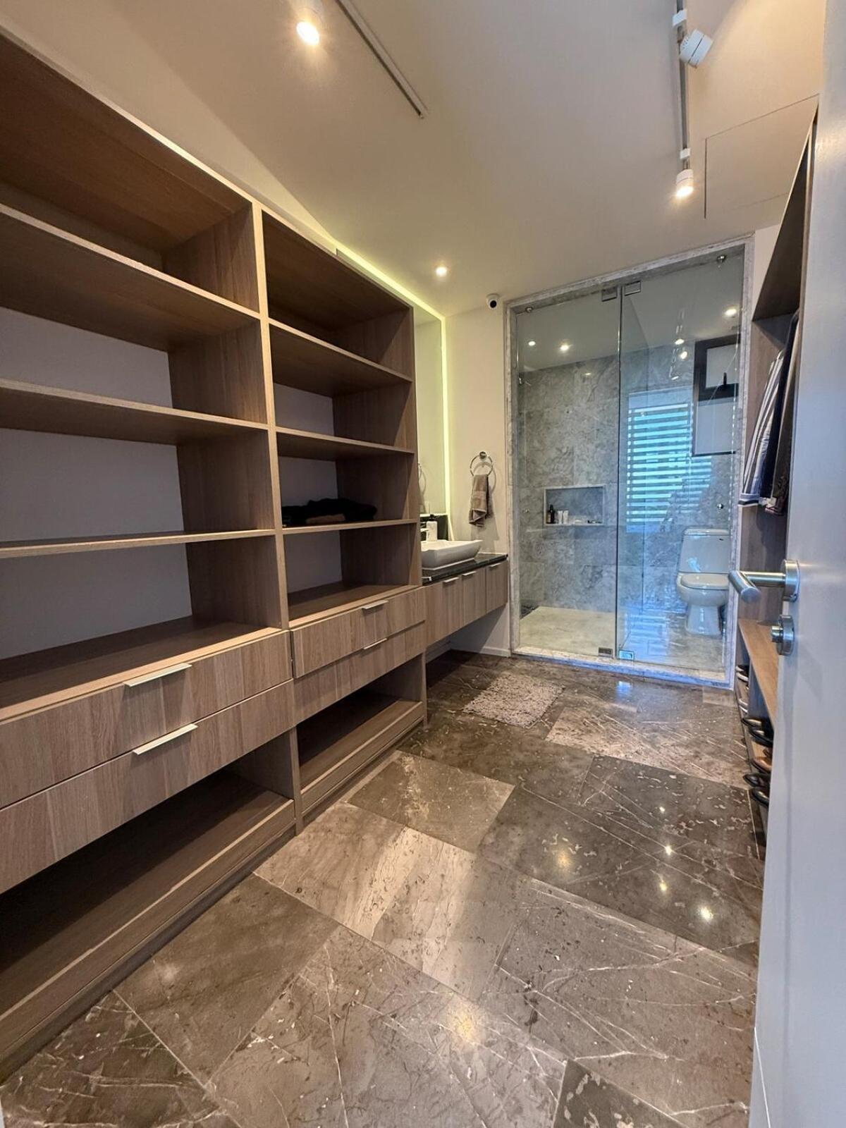 Apartment Loft-piscina-gym-ludoteca