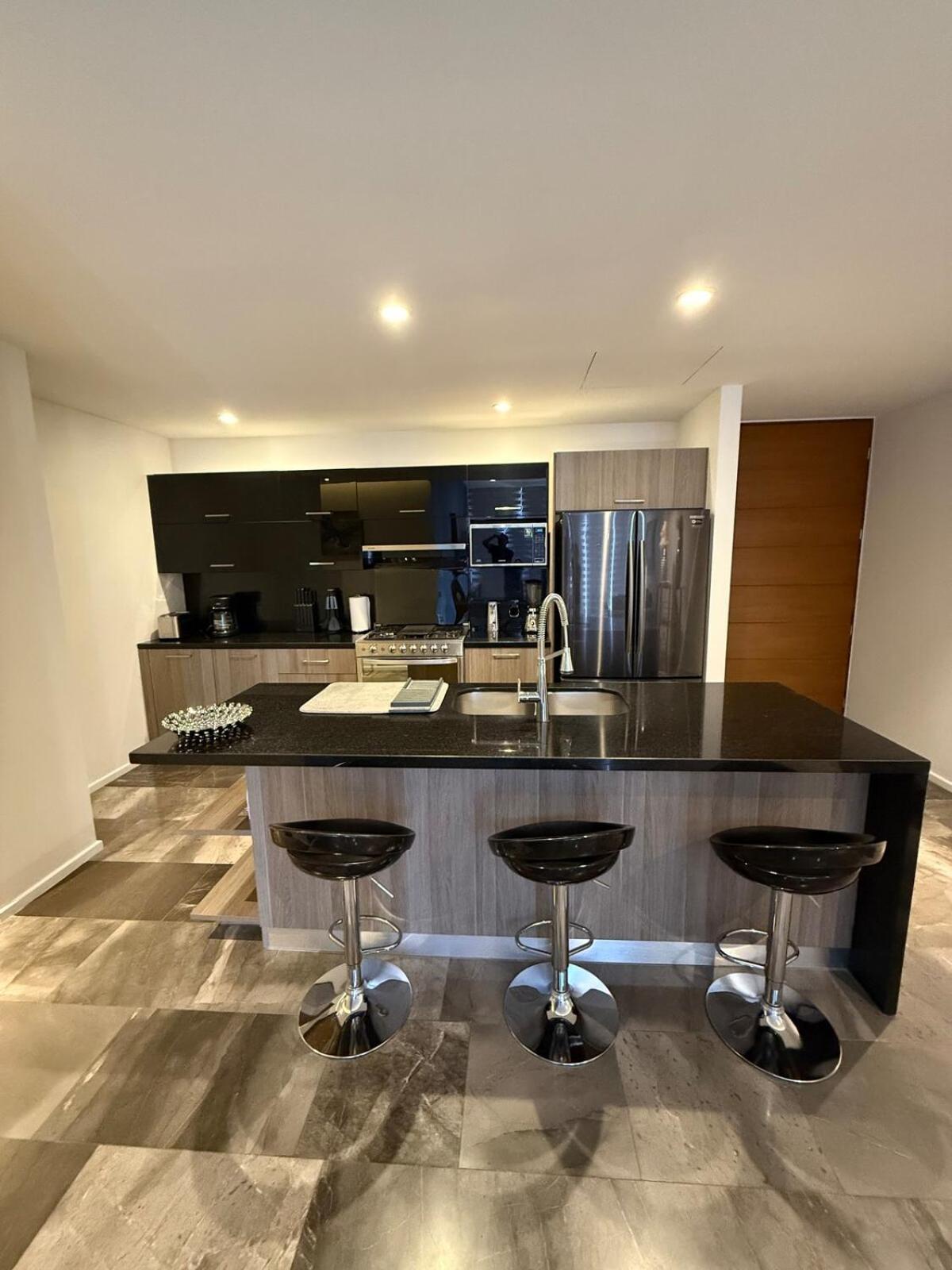Loft-piscina-gym-ludoteca * Guadalajara
