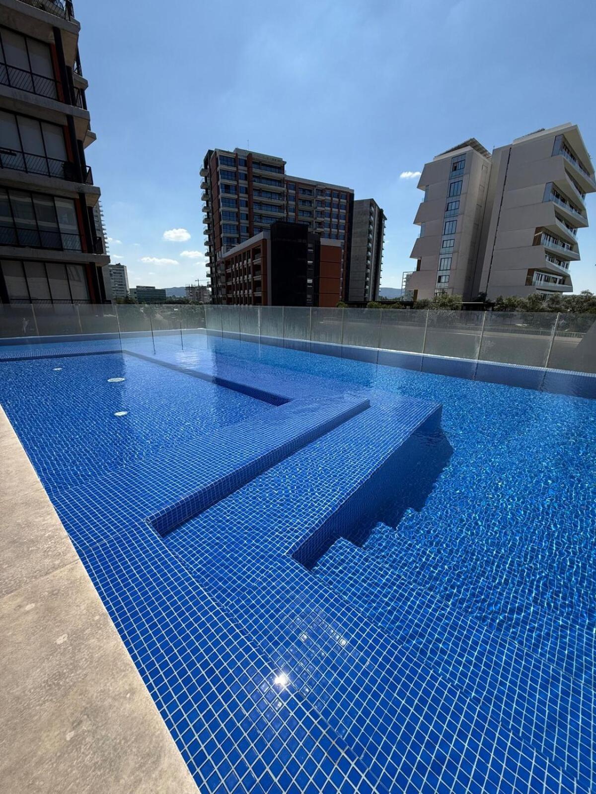 Loft-piscina-gym-ludoteca Guadalajara