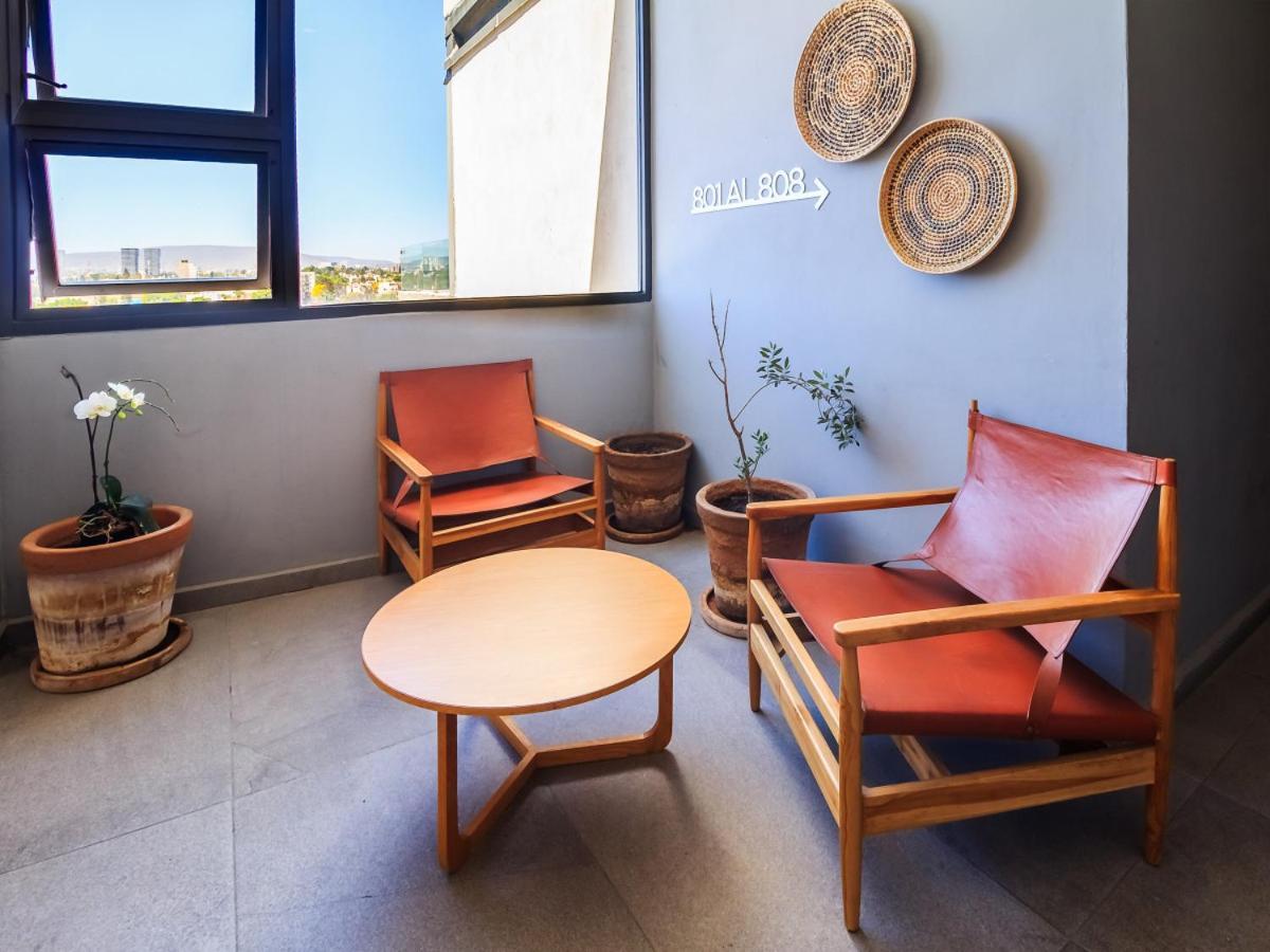 Deluxe W Sofa-bed Terrace & Pool Apartment *