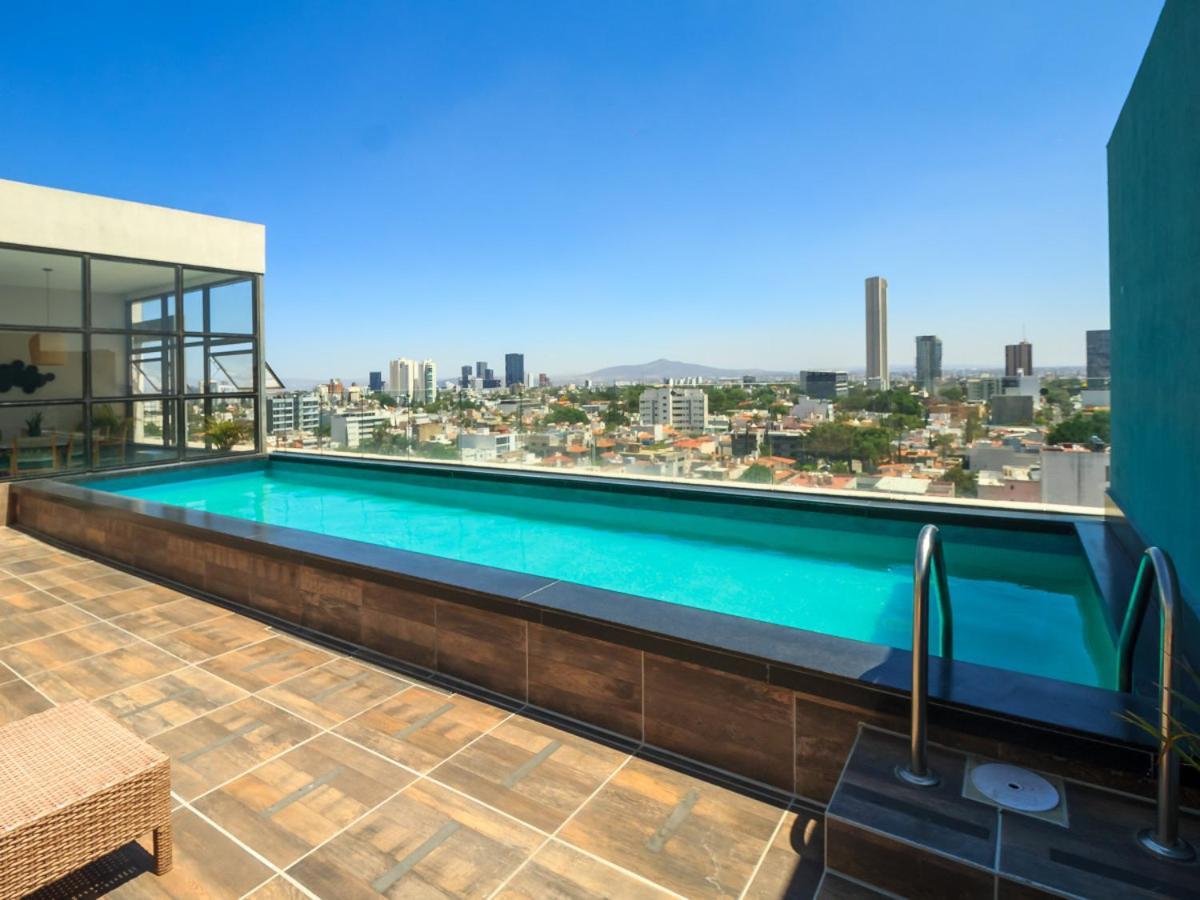 Apartment Deluxe W Sofa-bed Terrace & Pool Guadalajara
