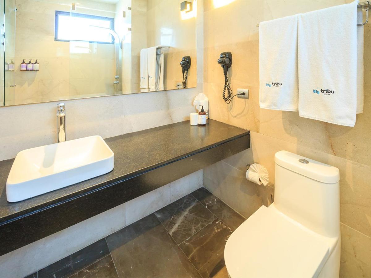 Private With Incredible View & Pool *