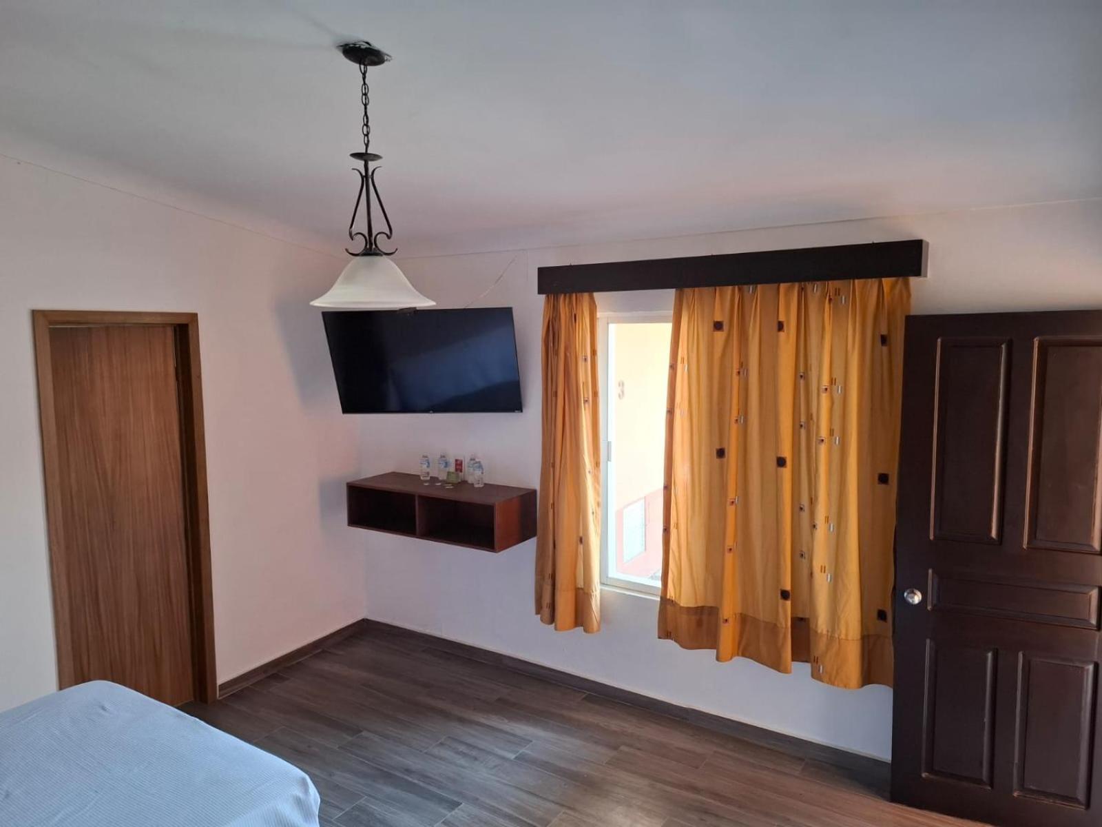 Aquiles Motel Guadalajara
