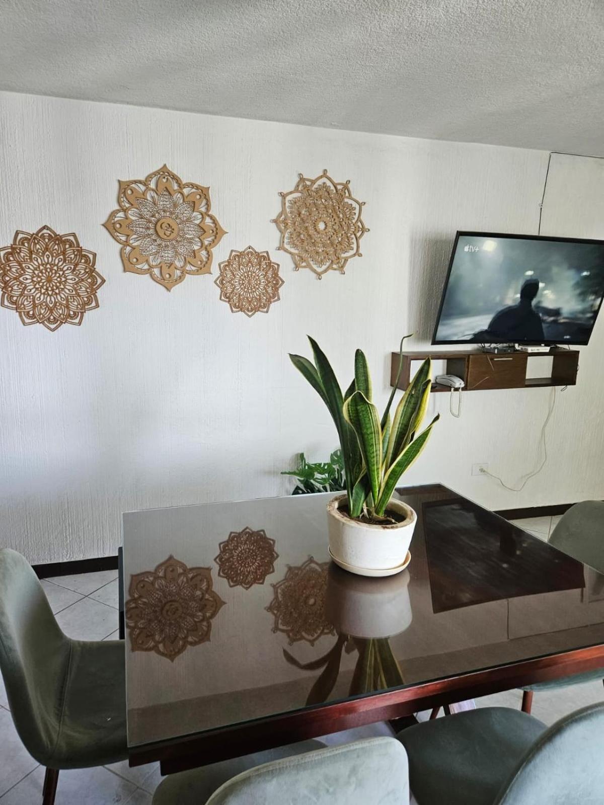 Departamento En Acacias, Al Lado De El Hard Rock Apartment *