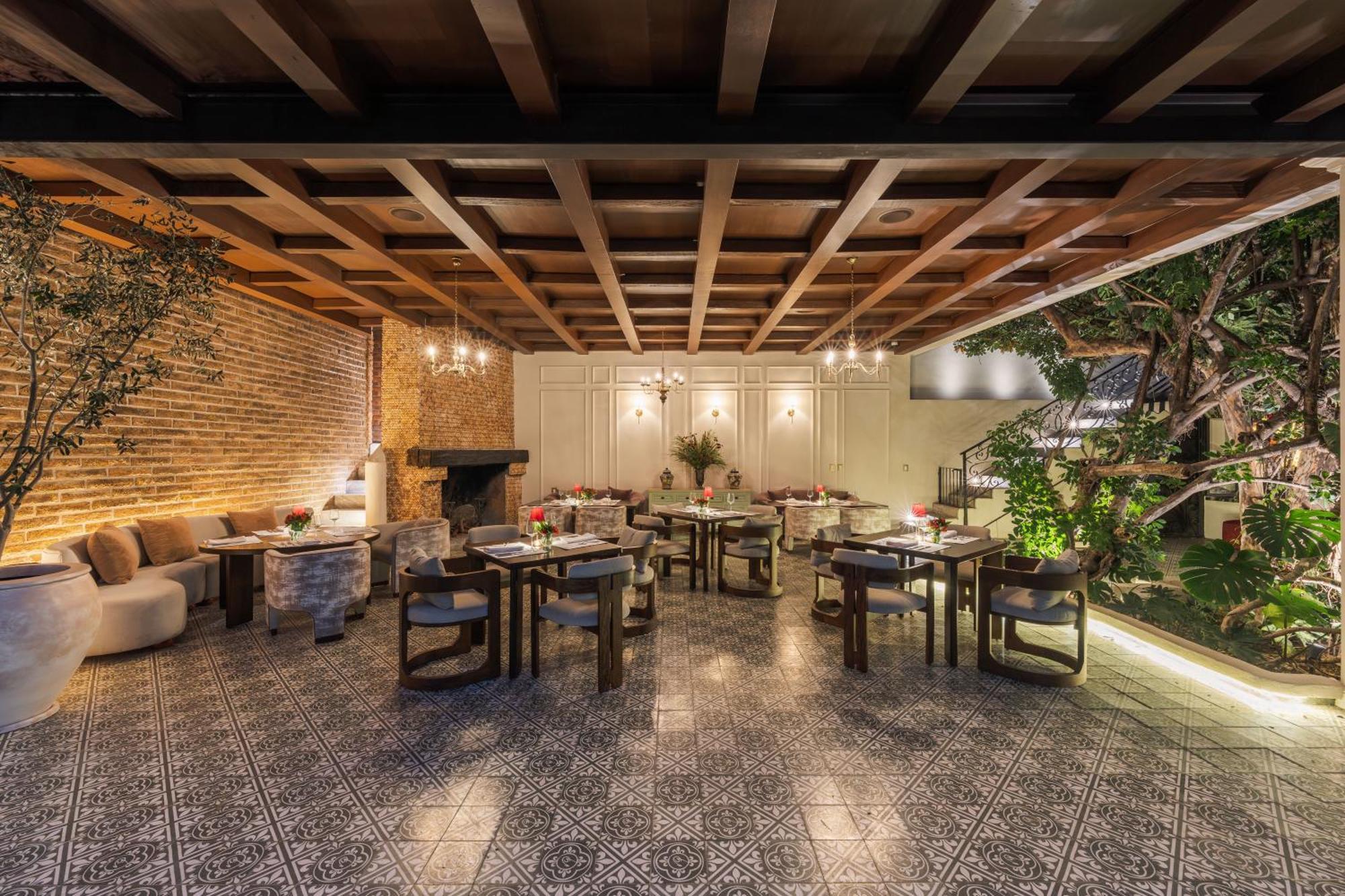 Ganz Boutique 4*