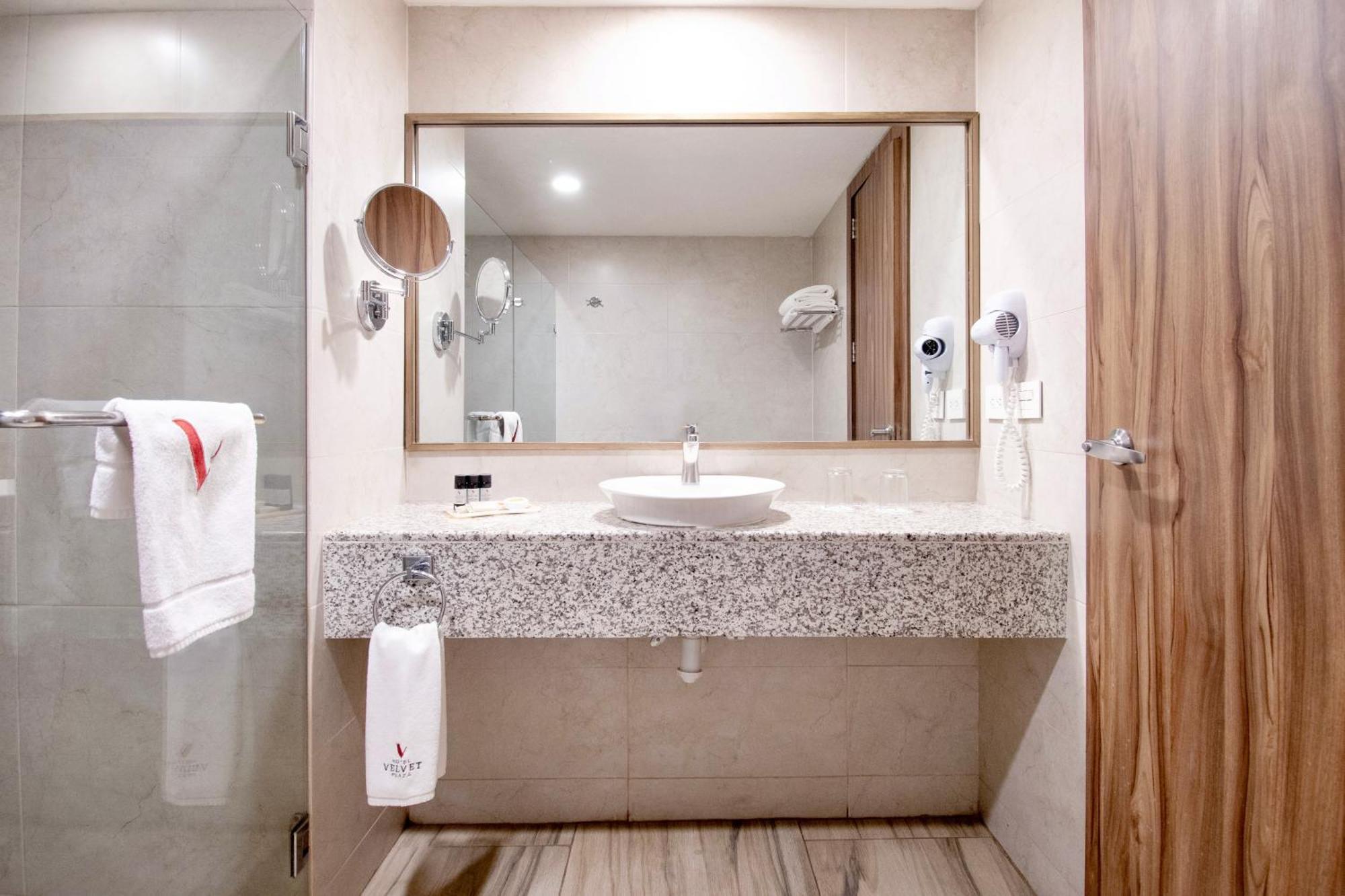Velvet Plaza Hotel
