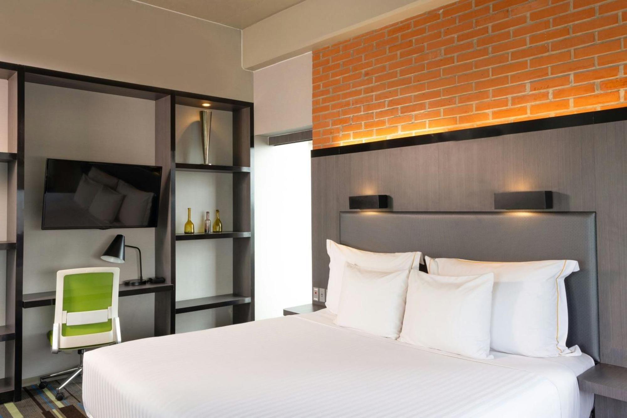 Hotel Country Club By Hnf 4*