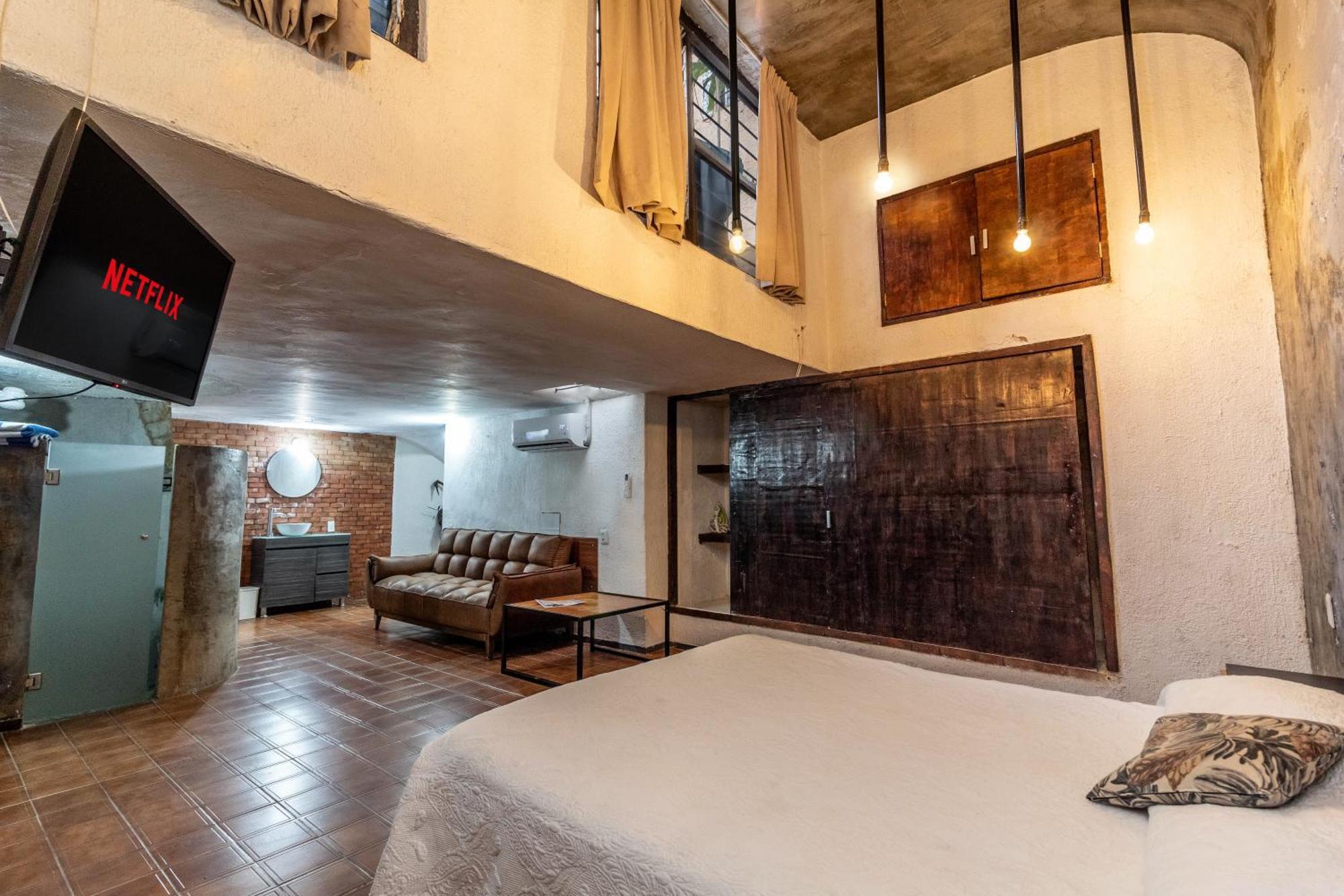 Apartment Subterranea 2p Con Hvac, Chapalita 6