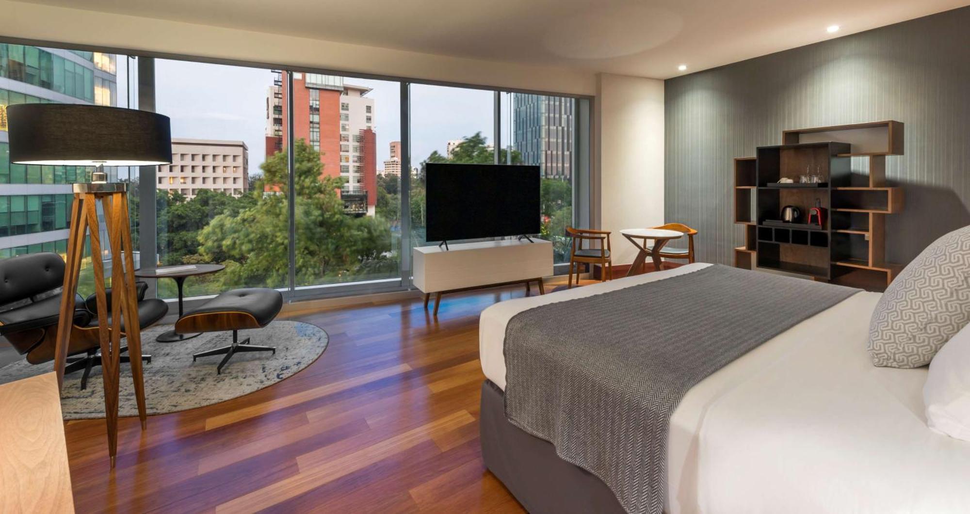 Hotel Nh Collection Providencia 5*