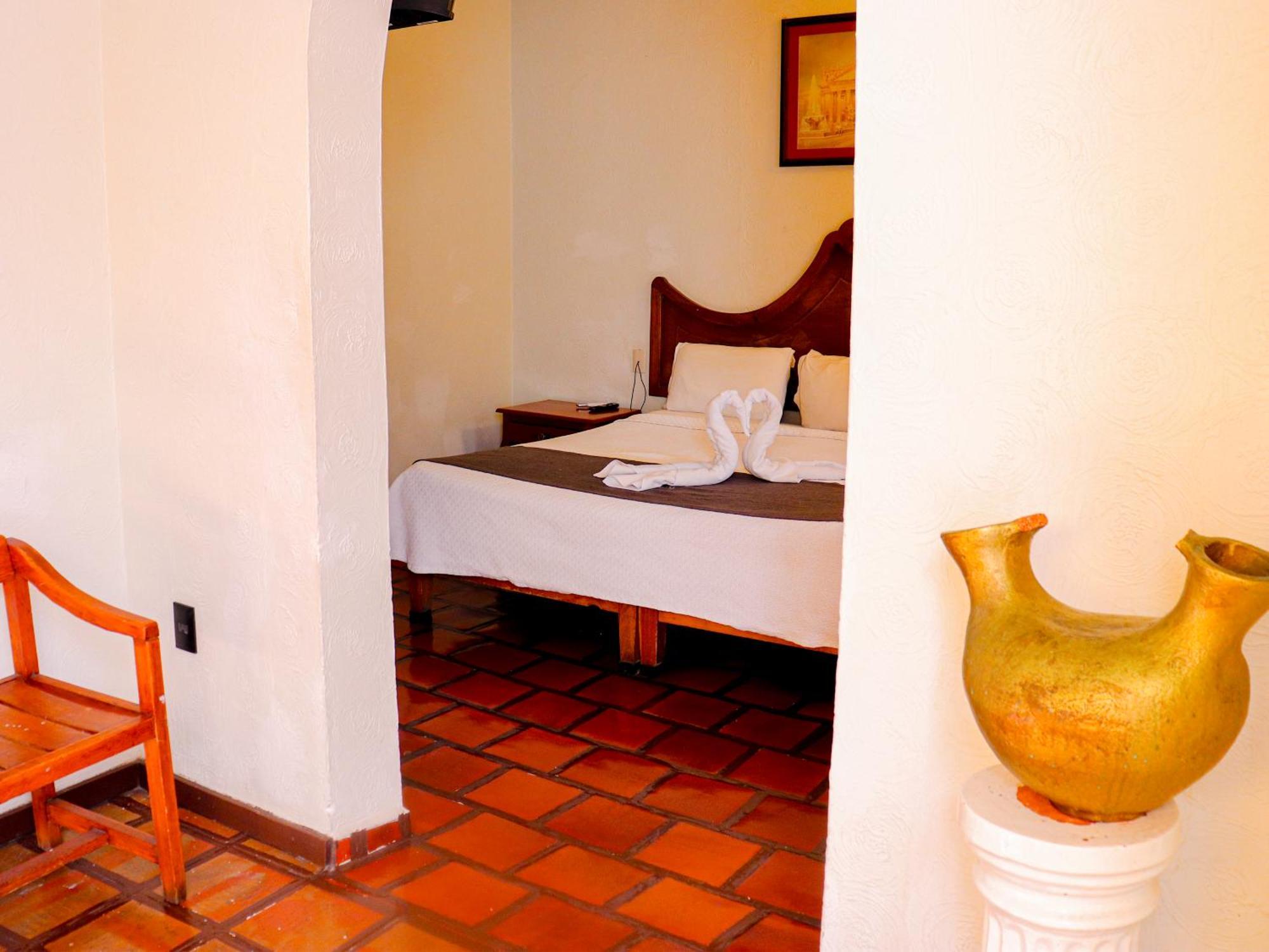 Hotel Frances 4*