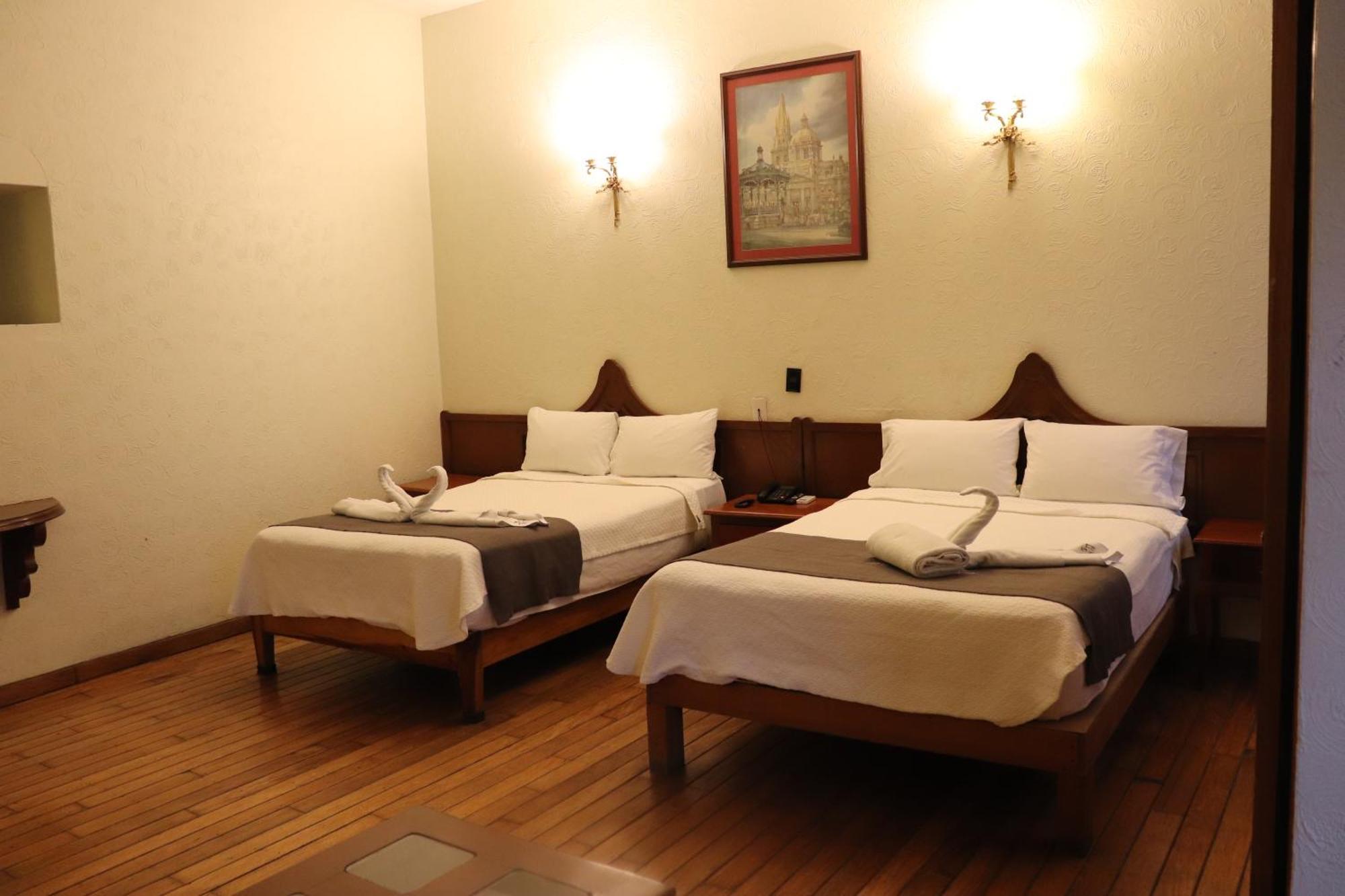 Hotel Frances 4*