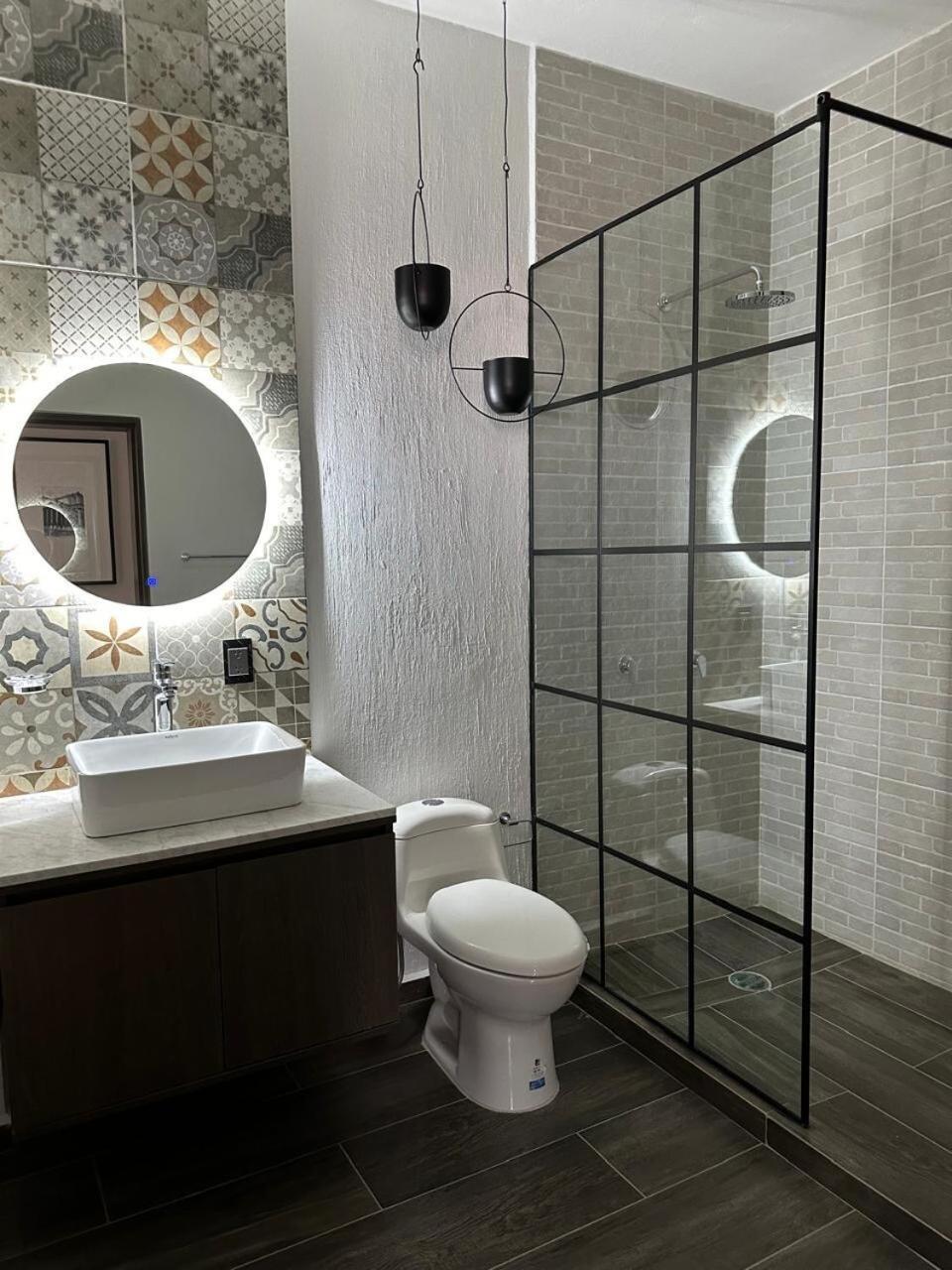 In Guadalajara, Historic Center Apartment *