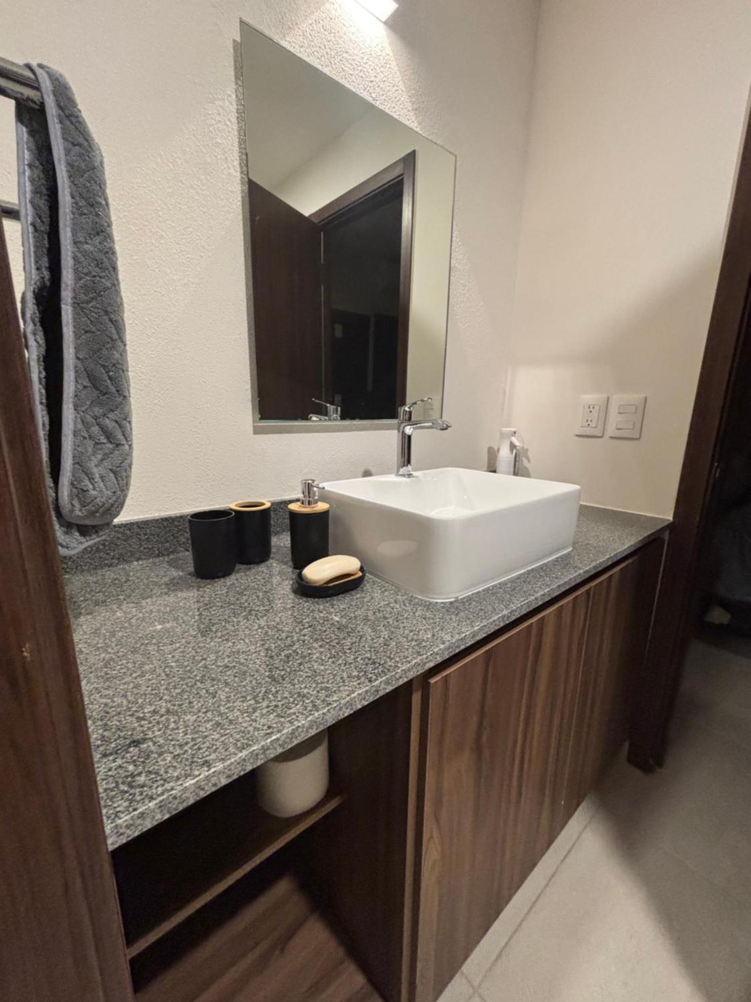 Departamento Residencial Con Alberca Y Gym * Guadalajara