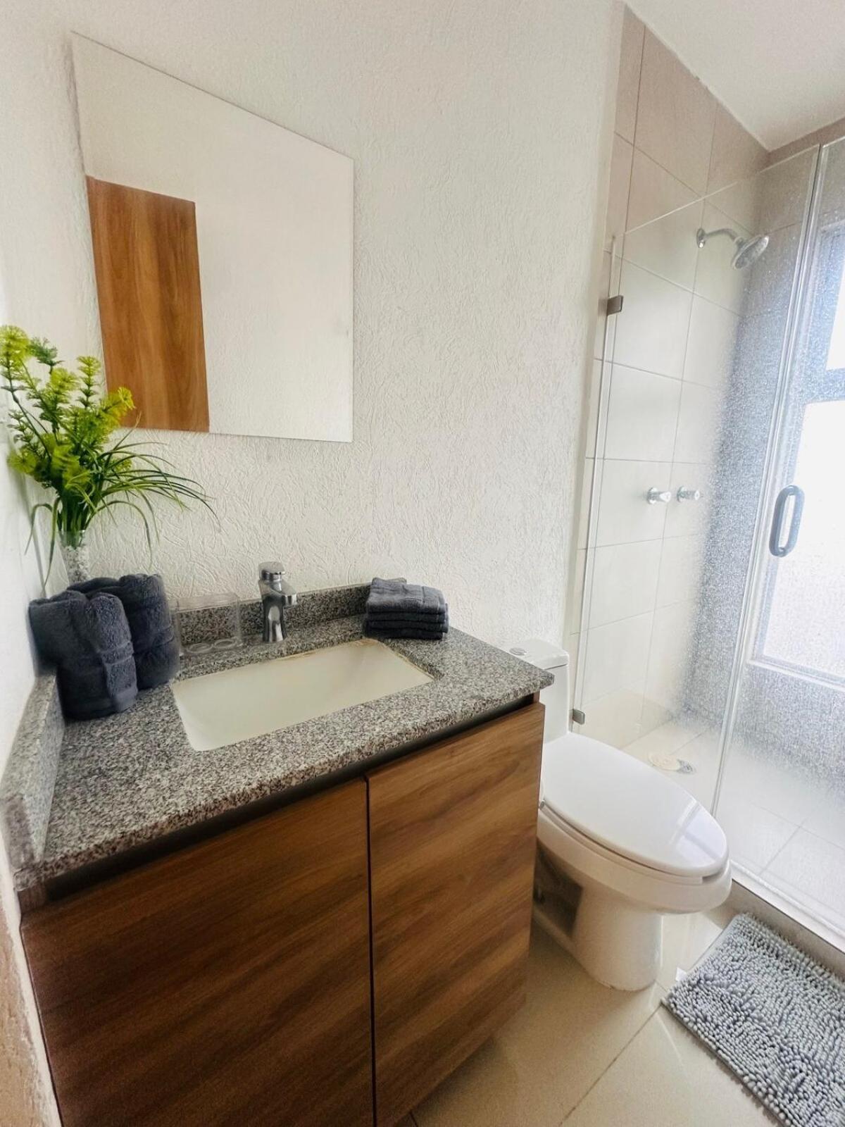 Vista Vibes Modern With Rooftop Pool In Gdl