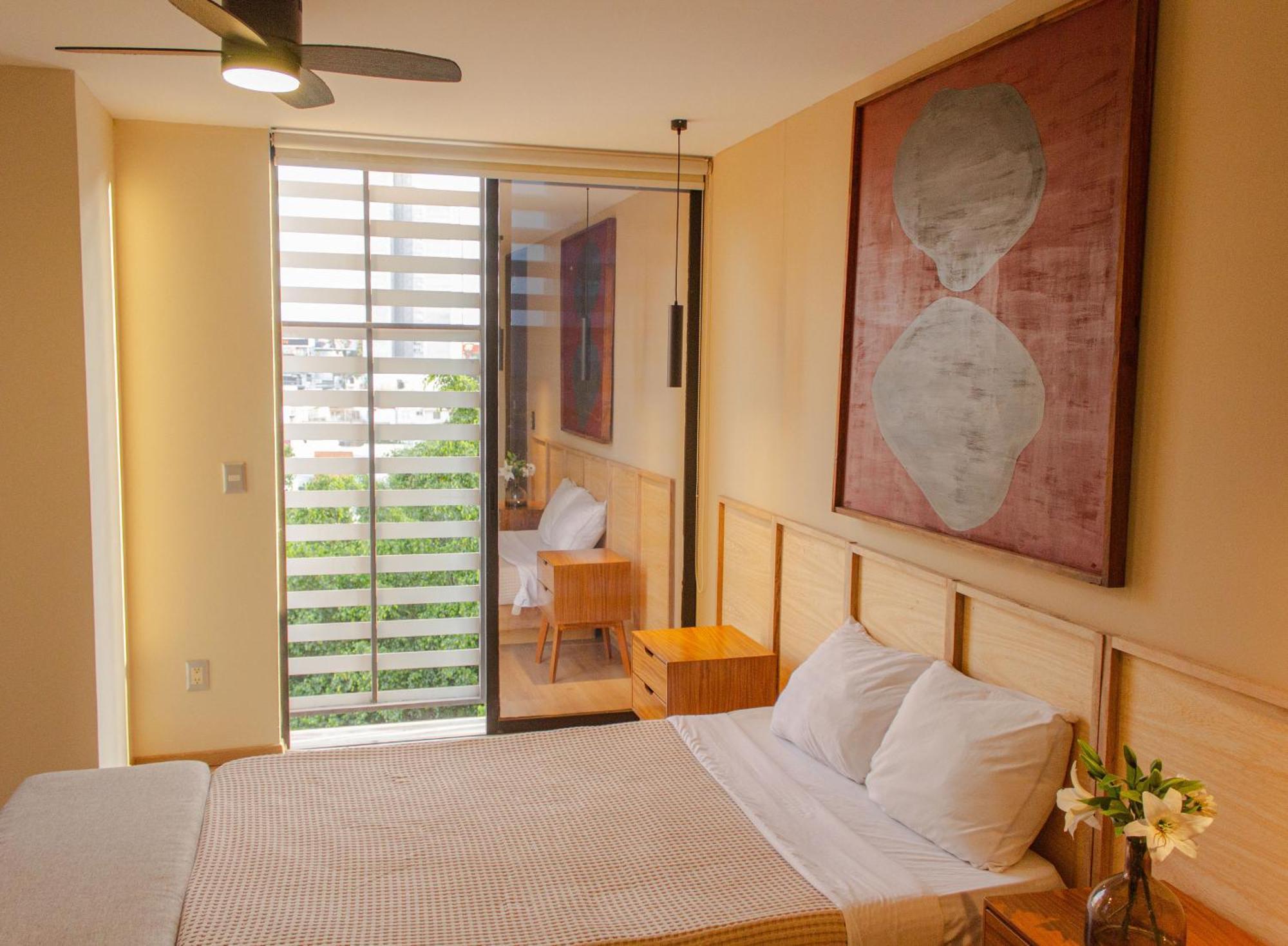 Dreamhaus Country Club *