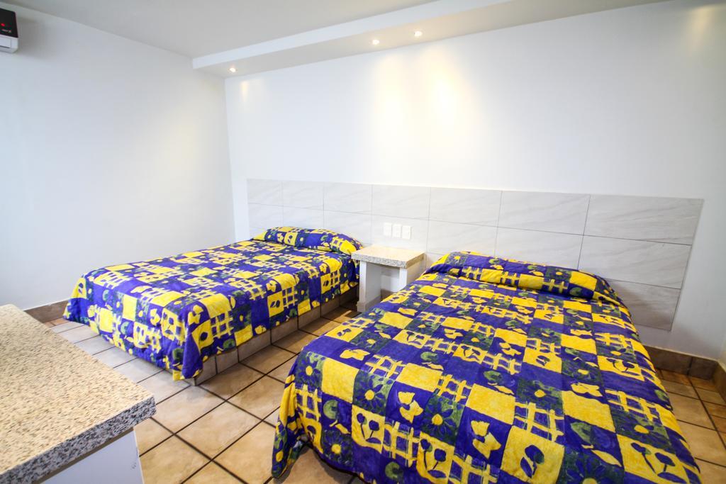 Hotel Arboledas Industrial 3*