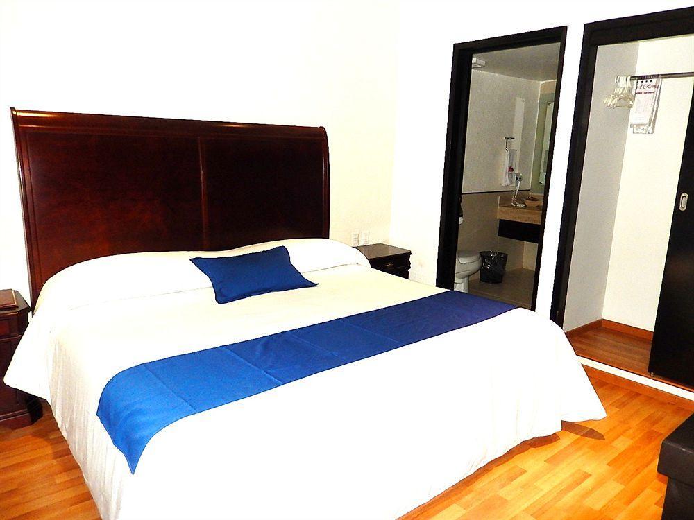 Roma Guadalajara In Downtown 4*
