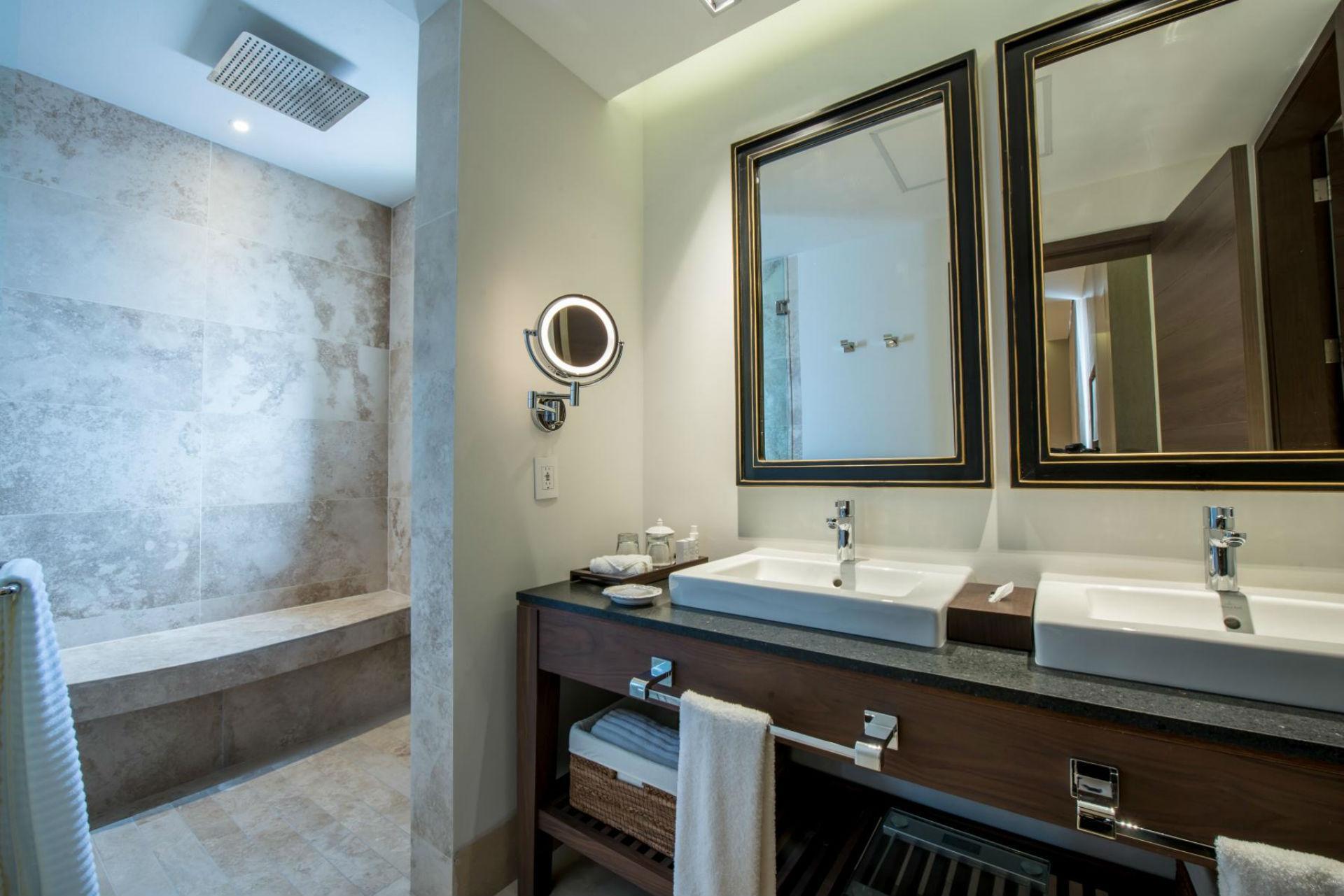 Square Small Luxury - Providencia Hotel 4*