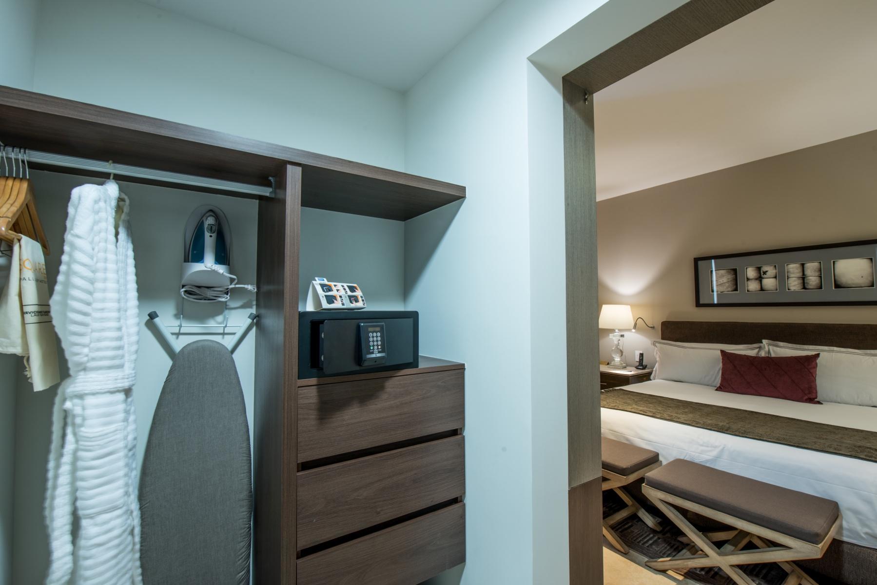 Square Small Luxury - Providencia