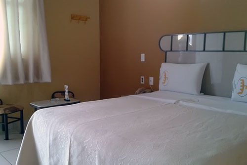Hotel Plaza Bandera 2*