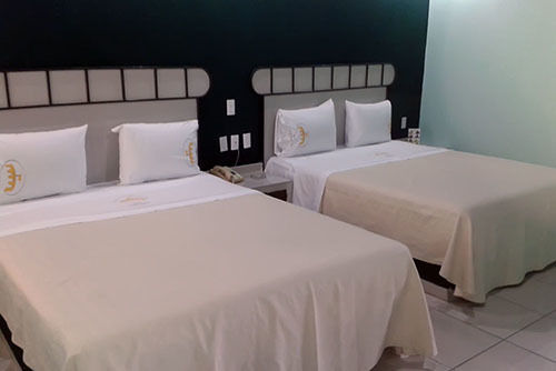 Plaza Bandera Hotel 2*