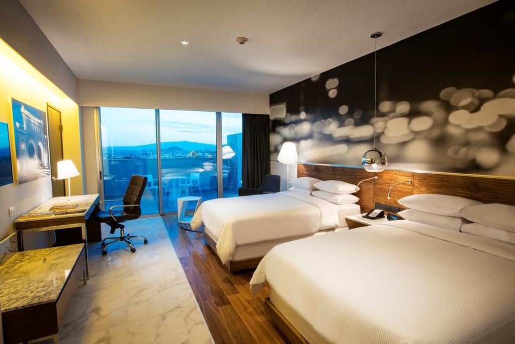 Hotel Krystal Urban 4*