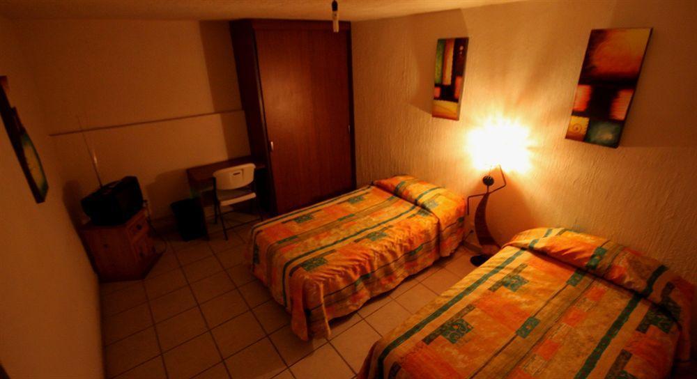 Del Refugio Hotel 2*