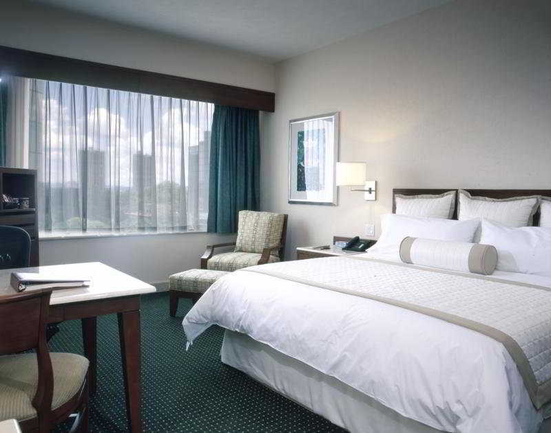 Hotel Grand Fiesta Americana Country Club 5*