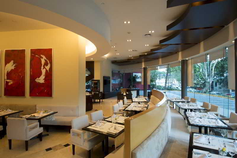 Nh Collection Providencia Hotel