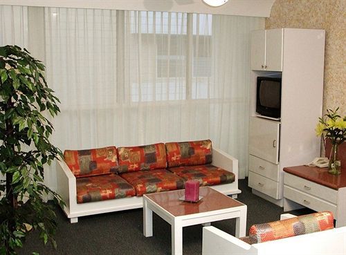 Futura Aparthotel 3*